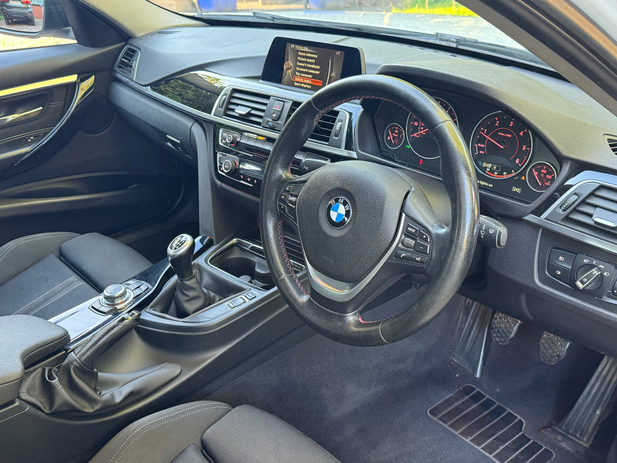 BMW 3 Series, Sport, 320d, Saloon - NG16DDO