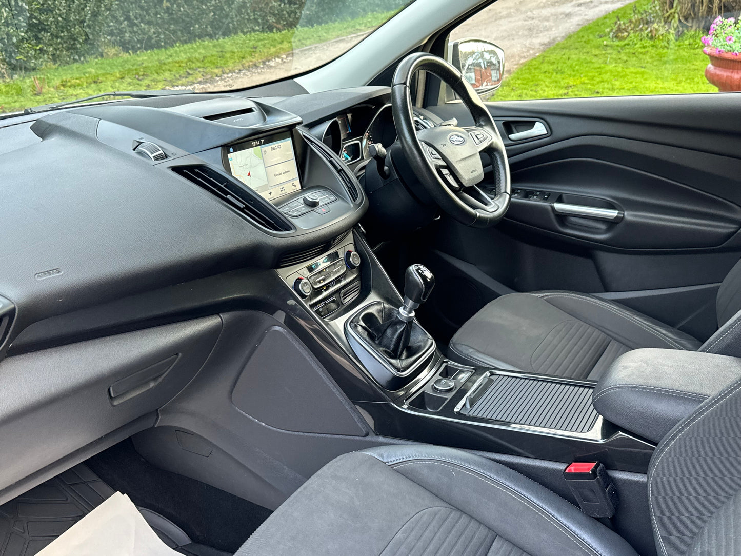 Ford Kuga, Titanium, SUV - SY18LZE