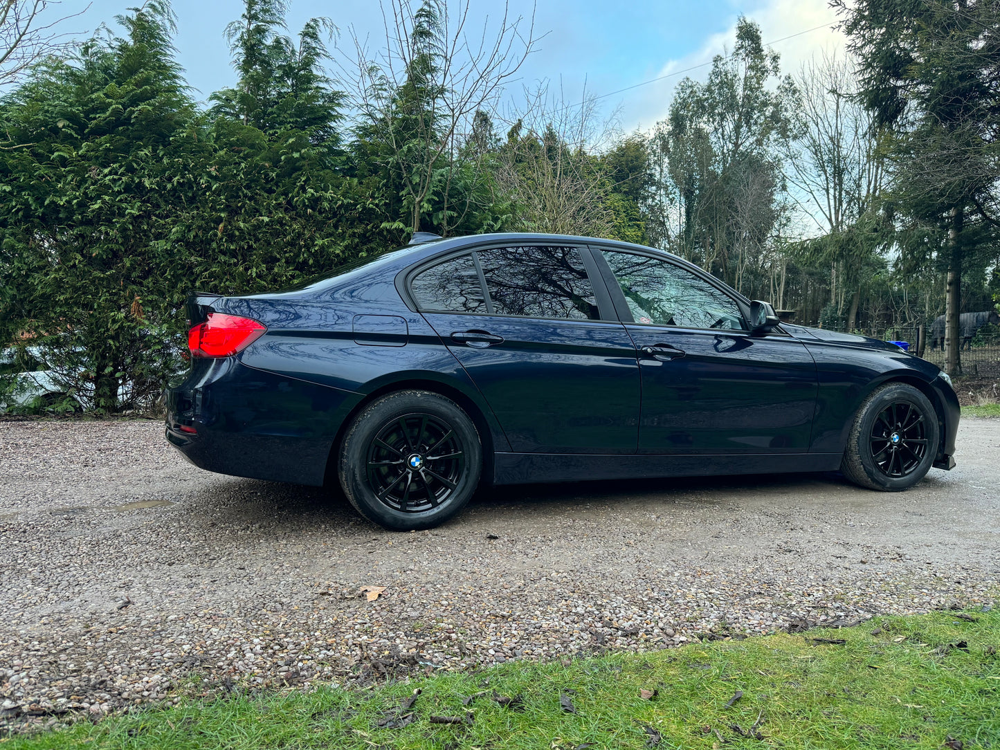 BMW 3 Series, ED, 320d, Saloon - YH65VNL