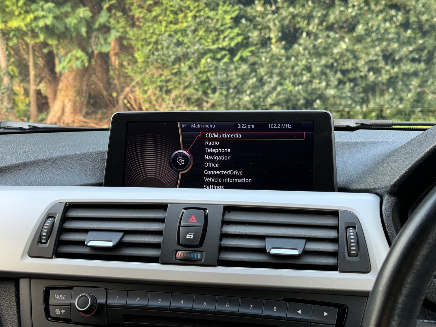 BMW 3 Series, 318d, Saloon - YC12LBF